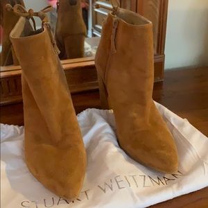 Stuart Weitzman tan booties
